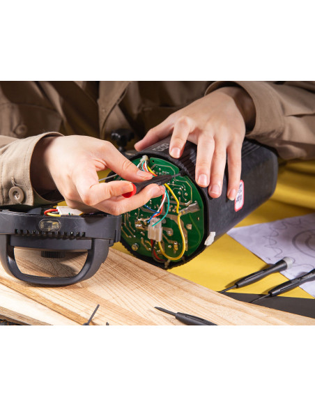 DL240006,Set 6 surubelnite precizie cut plastic deli