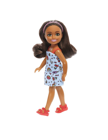 MTDWJ33_HXM97,Barbie Papusa Chelsea Creola Cu Par Saten Si Rochita Albastra