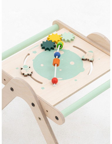 UP-Mtyz_4in1,Antepremergator din lemn 4 in 1 MamaToyz cu masuta de activitati