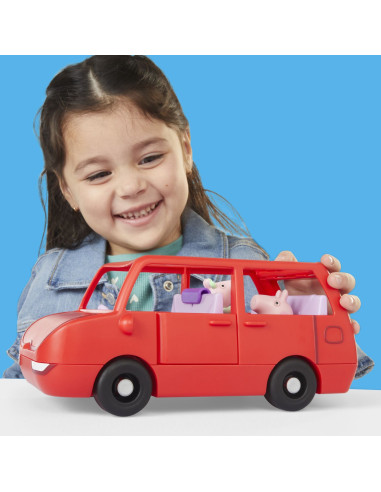 G0541,Peppa Pig Masina Familiei Peppa Cu Figurine