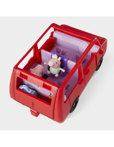 G0541,Peppa Pig Masina Familiei Peppa Cu Figurine