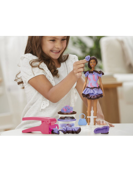 G1359,Play Doh Barbie Set Plastelina Barbie Fashionista Ruffles Creatii Vestimentare