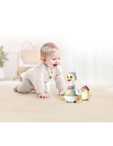 HE998701,Jucarie Interactiva Familia De Ratuste La Plimbare