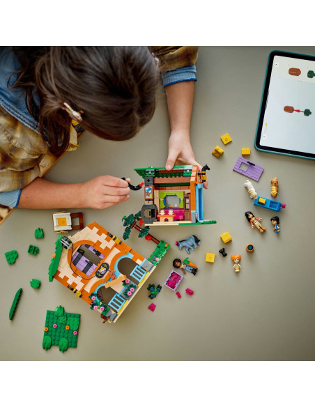 LEGO-42654,Lego Friends Ferma Si Grajd Pentru Ponei 42654