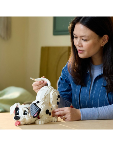 LEGO-43269,Lego Disney Catelus Din 101 Dalmatieni 43269