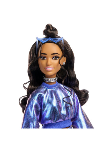 MTJFP42,Barbie Deluxe Style Papusa Barbie Rochie Albastru Metalizat MTJFP42,Barbie Deluxe Style Papusa Barbie Rochie Albastru Metalizat