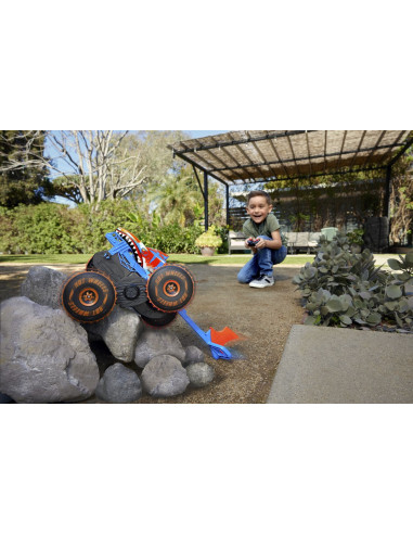 MTJFR39,Hot Wheels Monster Truck Sharks Vs Dinos Masina Cu Telecomanda Tiger Shark Climber