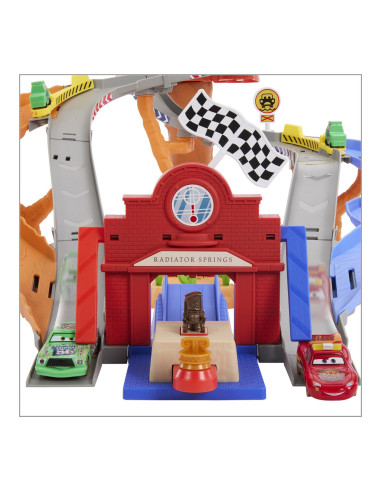 MTJFL57,Cars Race And Rescue Set De Joaca Curcuit De Salvare Si 3 Masinute Metalice