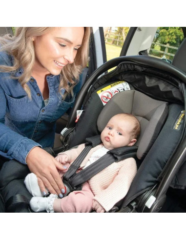 BB-8AO998MDLEU,Graco - Scoica auto SnugEssentials Midnight Black, 40-75 cm, testata ADAC si certificata R129
