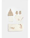 UP-BC-CSY5112,Set de 10 piese pentru nou nascut, 100% bumbac organic, Giraffe, BabyCosy