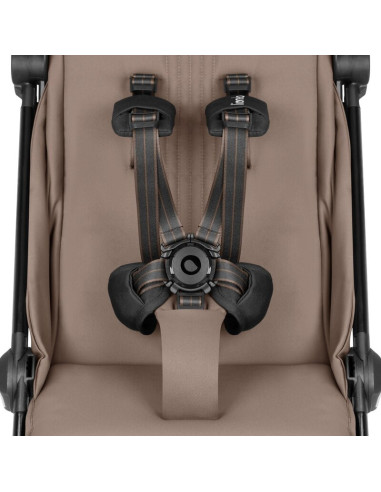 BN-LO-BESS_BEIGE_SAND,Carucior sport, Lionelo, Bess, Greutate 7.5 kg, Sustine 22 kg, 6 luni+, Capotina impermeabila si protectie