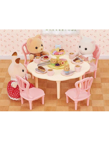 SF5742-MG,Sylvanian Families - Set Petrecere Cu Dulciuri