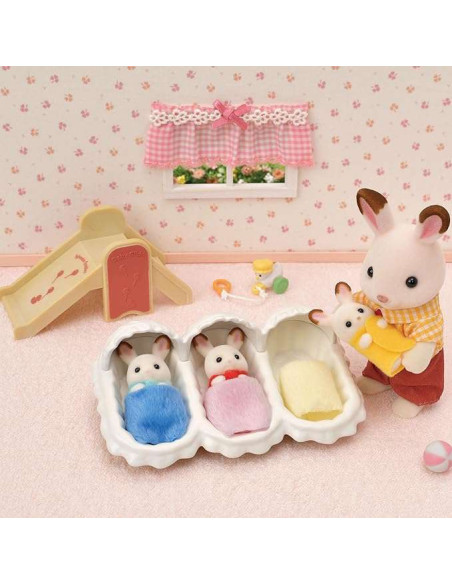 SF5532-MG,Sylvanian Families-Set De Ingrijire A Iepurasilor Tripleti