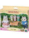 SF5636-MG,Figurine Sylvanian Families - Familia Catelusilor Husky