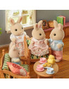 SF5706-MG,Figurine Sylvanian Families-Familia Iepurasilor Milk