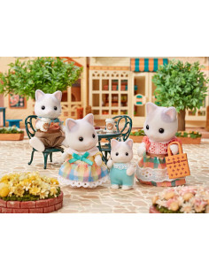 SF5738-MG,Figurine Sylvanian Families-Familia Pisicutelor Latte 2