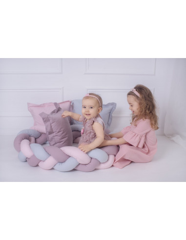 Protectie laterala patut bebe, Bumper impletit, Inchidere
