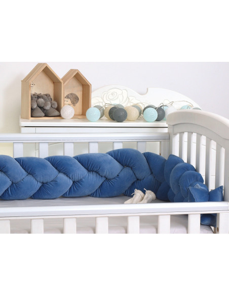 Protectie laterala patut bebe, Bumper impletit, Inchidere