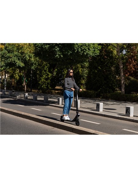 Trotineta electrica SCANDAL Baterie LG 36V 7.8Ah Roata plina Trotineta electrica SCANDAL Baterie LG 36V 7.8Ah Roata plina