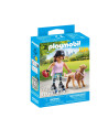 PM71739,Playmobil - Figurina patinatoare cu animalut de colectie caine Retriever