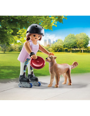 PM71739,Playmobil - Figurina patinatoare cu animalut de colectie caine Retriever