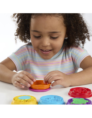 G2324,Play Doh Disney Jr Clubul Lui Mickey Mouse Set Modeleaza O Poveste