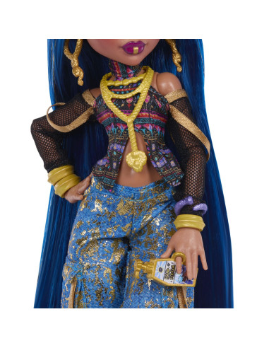 MTJHK32,Monster High Papusa Cleo Denile Cu Accesorii