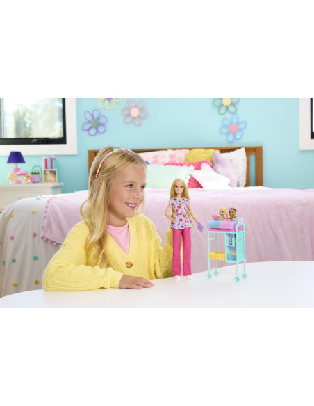 MTJMK12,Barbie You Can Be Anything Papusa Doctor Pediatru Cu Accesorii