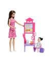MTJCR71_JMK16,Barbie Set De Joaca Papusa Barbie Bruneta Cu Rochie Roz Face Cariera Profesoara