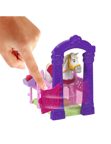 MTJHH06_JHH07,Disney Princess Set De Joaca Grajdul Regal Al Lui Rapunzel Papusa Si Accesorii