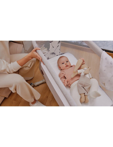 BN-LO-AURORA_BEIGE_CAPPUCCINO,Patut co-sleeper, Lionelo, Aurora, 3 in 1, Cu leganare si setare unghiulara, Cu saltea, 0 luni+, C