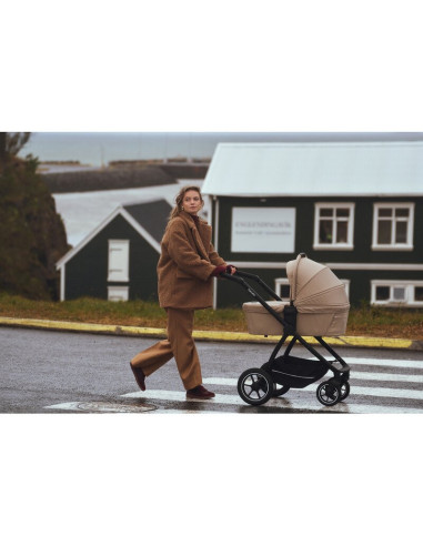 BN-LO-MERIL_3IN1_BEIGE_SAND,Carucior 3 in 1, Lionelo, Meril, Cu landou de dimensiune XL, Reversibil, Cu scoica auto testata ADAC