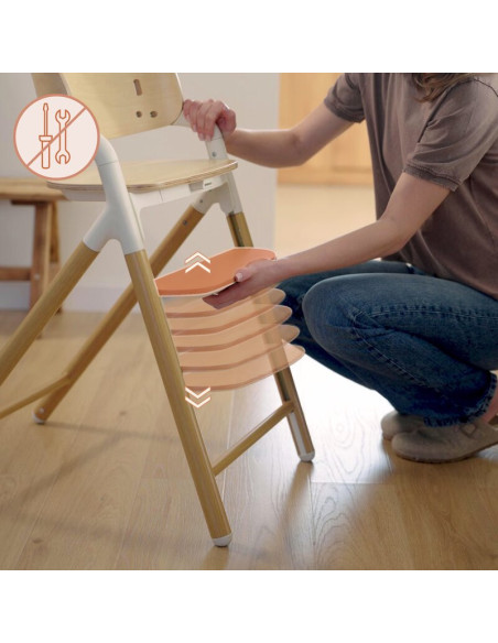 BN-LO-CELIA_WHITE_NATURAL_WOOD,Scaun de masa multifunctional Celia, Lionelo, Din lemn de fag, 6 luni- adult, Reglabil pe inaltim