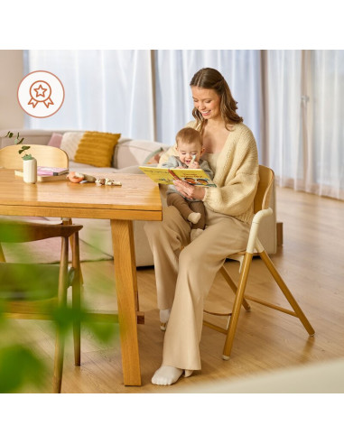 BN-LO-CELIA_WHITE_NATURAL_WOOD,Scaun de masa multifunctional Celia, Lionelo, Din lemn de fag, 6 luni- adult, Reglabil pe inaltim