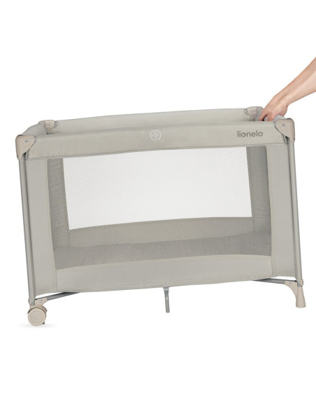 BN-LO-AMELIE_BEIGE_SAND,Patut pliant, Lionelo, Amelie, Cu intrare laterala, 100.5×70.5 cm, Include salteluta, roti, geanta pentr