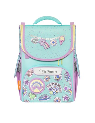 Ghiozdan scoala Tiger Family Nature Quest Pro, 35 x 31 x 19 cm, Motiv charms generation