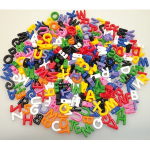 PB2471065,Margele din plastic Litere 500g