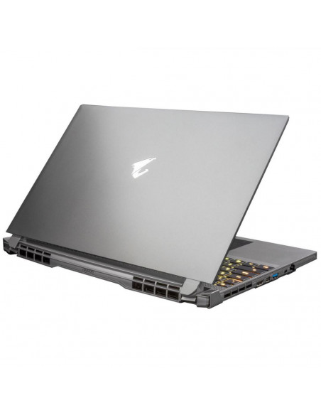 Gigabyte G5 15.6", I7-10870H, 16GB RAM, 512GB SSD, VGA