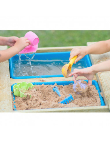 Masa de picnic senzoriala cu bancute si loc pentru nisip si apa Masa de picnic senzoriala cu bancute si loc pentru nisip si apa