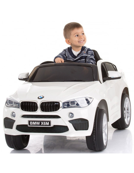 Masinuta electrica Chipolino BMW X6 white cu roti