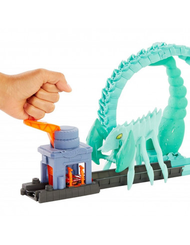 Pista de masini Hot Wheels by Mattel Toxic Scorpion attack cu