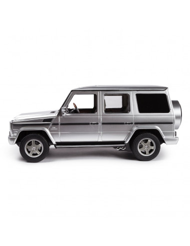 Masina Cu Telecomanda Mercedes-benz G55 Argintiu Cu Scara 1 La