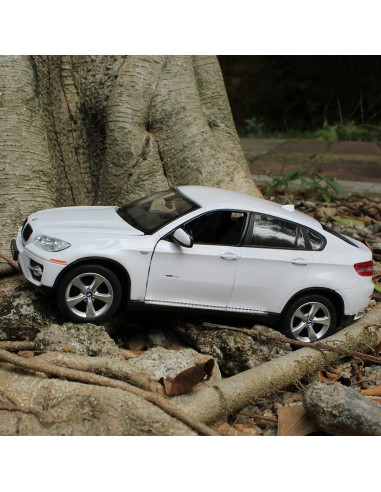 Masinuta Metalica Bmw X6 Alb Scara 1 La 24,Ras41500_Alb