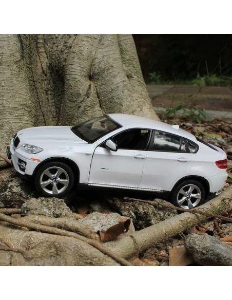 Masinuta Metalica Bmw X6 Alb Scara 1 La 24,Ras41500_Alb