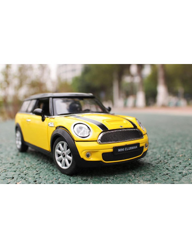 Masinuta Metalica Mini Cooper Clubman Galben Scara 1 La