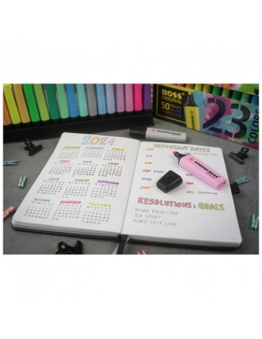 SW7023015,Set Textmarkere Stabilo Boss Original cu suport de birou, culori asortate pastel si neon, 23 buc/set