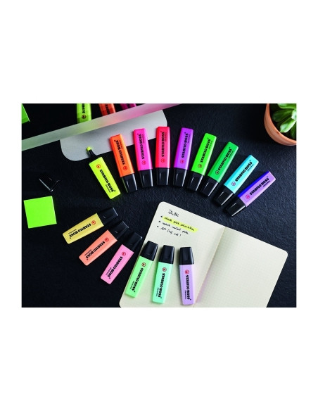 SW7023015,Set Textmarkere Stabilo Boss Original cu suport de birou, culori asortate pastel si neon, 23 buc/set