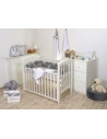 Protectie laterala patut bebe, Bumper impletit, Inchidere