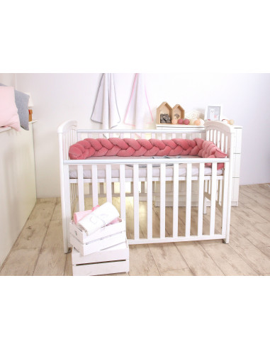 Protectie laterala patut bebe, Bumper impletit, Inchidere