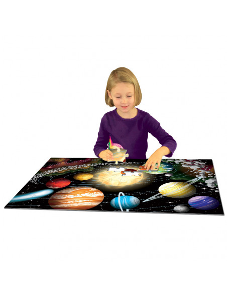 PUZZLE STRALUCESTE IN INTUNERIC - SPATIU,TLJ782545